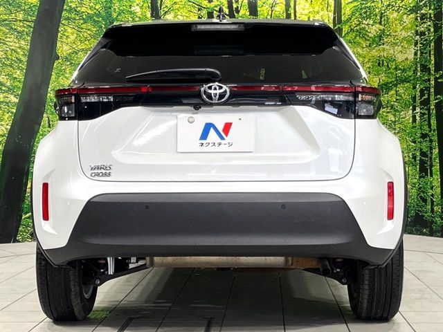 YARIS CROSS