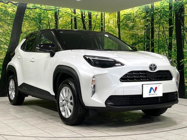 YARIS CROSS