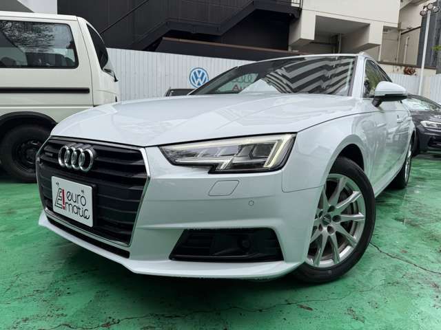 AUDI A4 AVANT