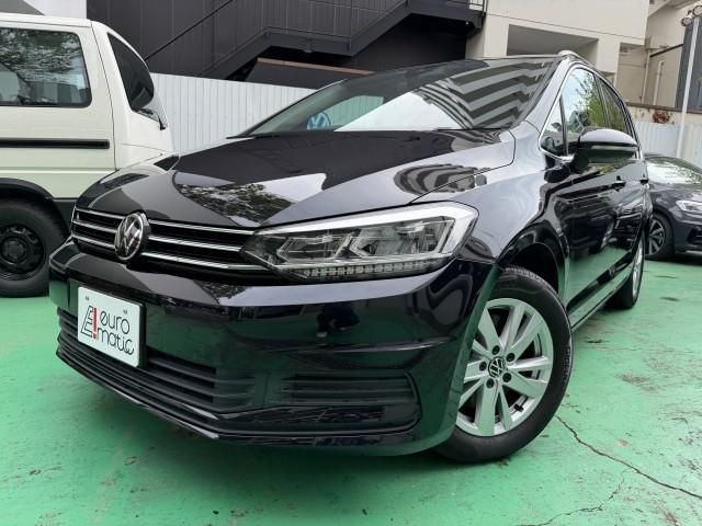 VOLKSWAGEN GOLF TOURAN