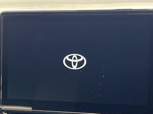 VOXY HYBRID