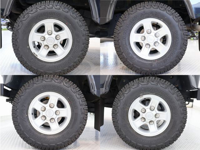 ROVER DEFENDER