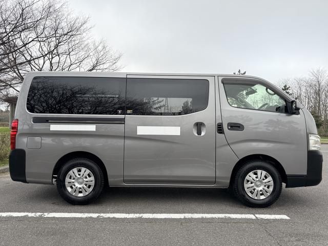 NV350 CARAVAN 4WD