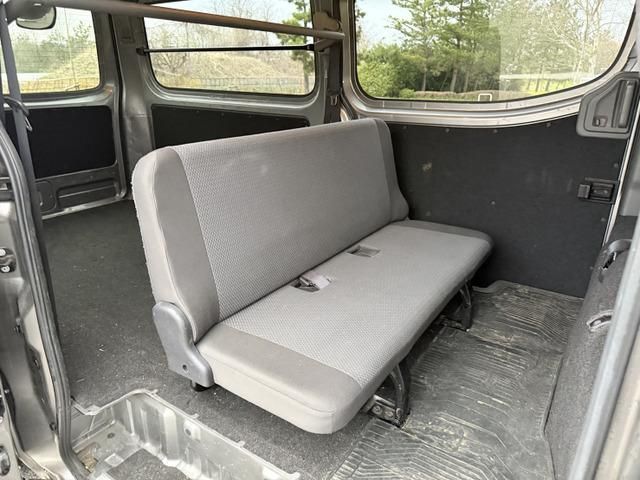 NV350 CARAVAN 4WD