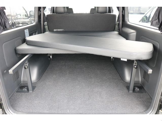 HIACE van 4WD