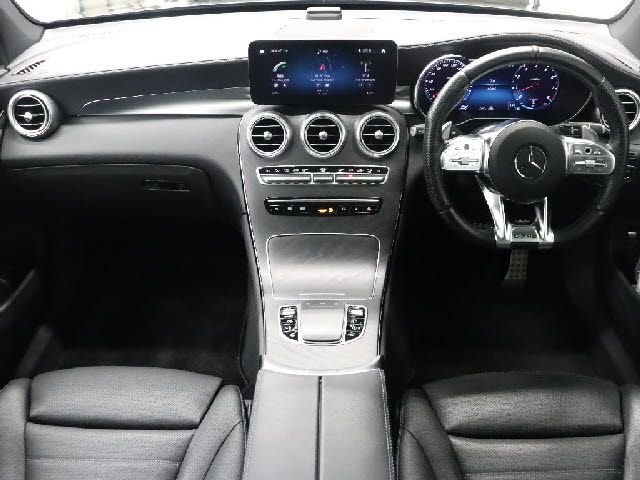MERCEDES AMG GLCclass