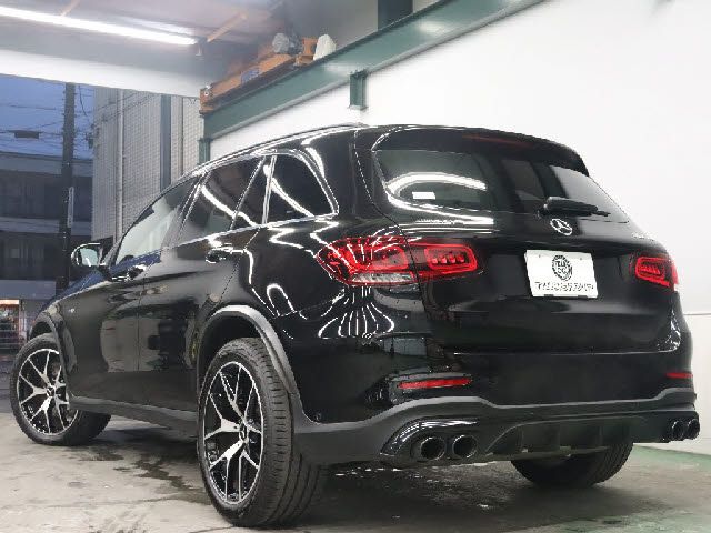 MERCEDES AMG GLCclass