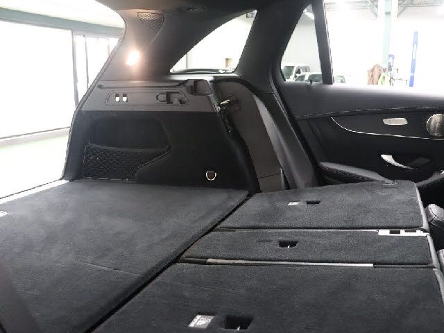 MERCEDES AMG GLCclass