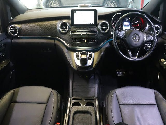 MERCEDES BENZ V class