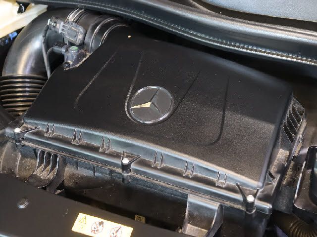 MERCEDES BENZ V class