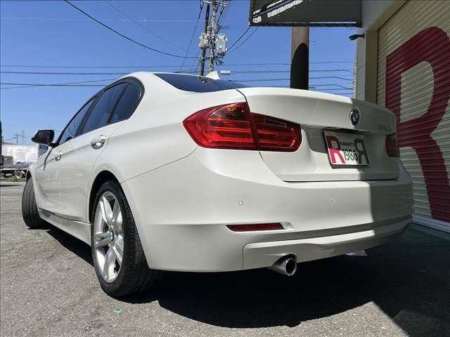 BMW 3 Series sedan