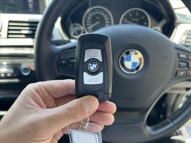 BMW 3 Series sedan