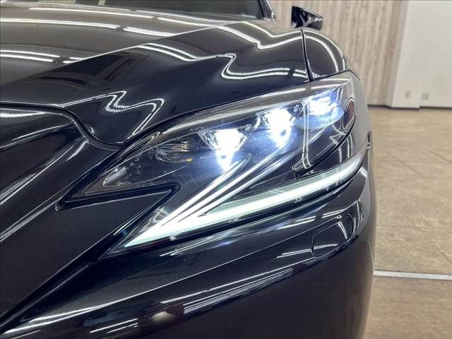 LEXUS LS500h 4WD