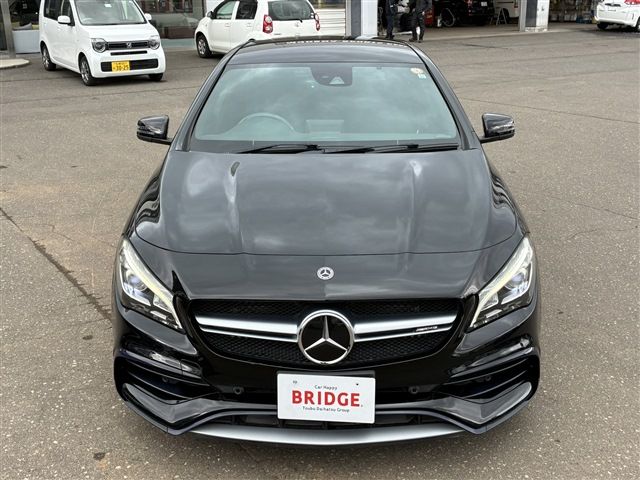 MERCEDES AMG CLA Shooting Brake