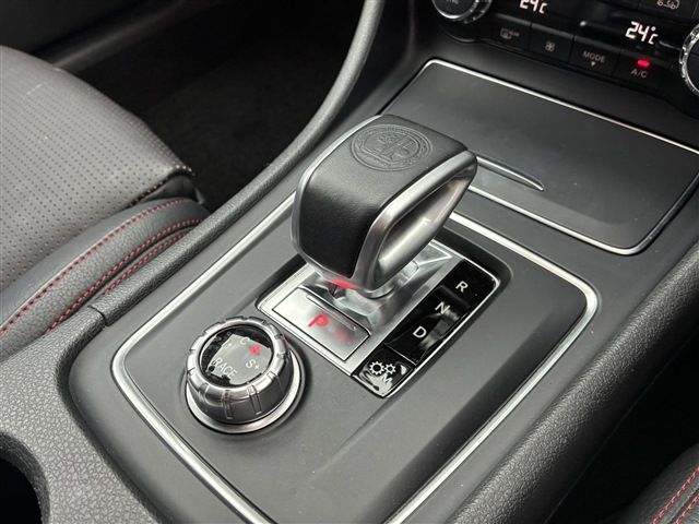 MERCEDES AMG CLA Shooting Brake
