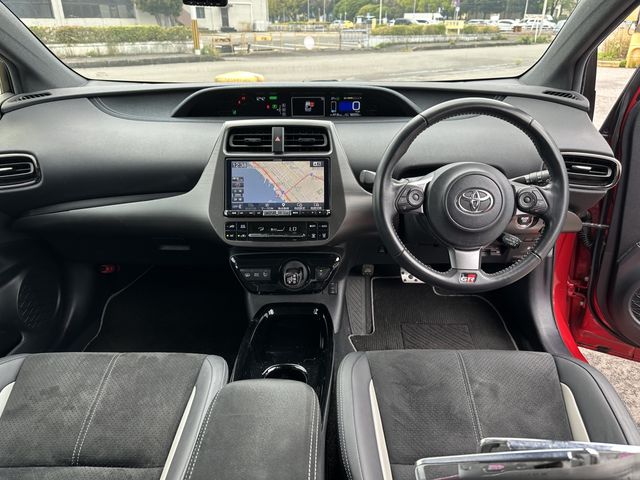 PRIUS PHV