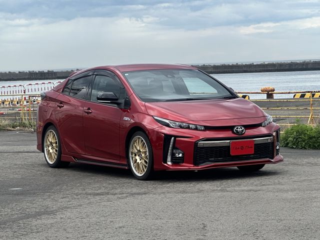 PRIUS PHV