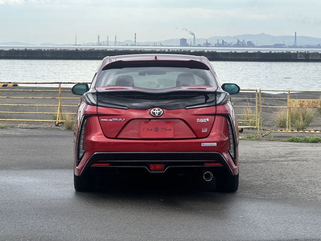 PRIUS PHV