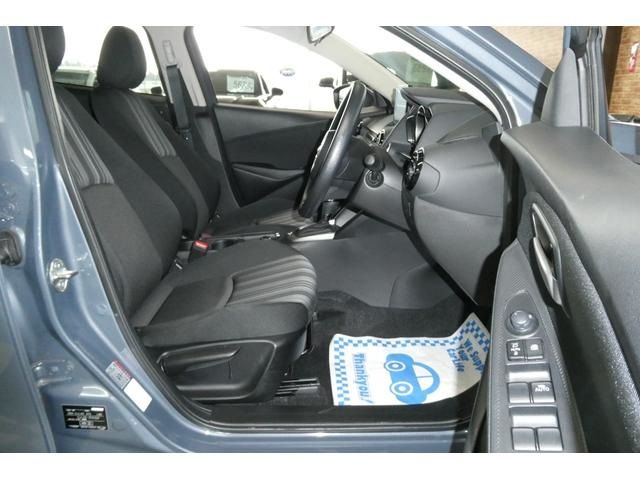 MAZDA2