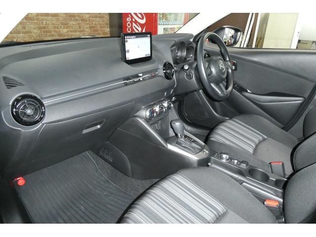 MAZDA2
