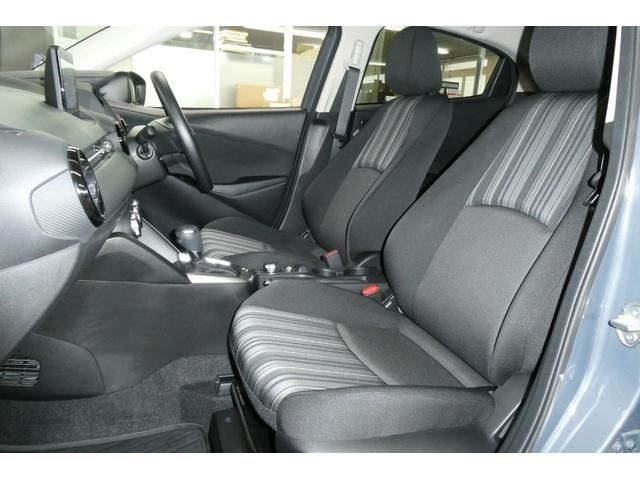 MAZDA2