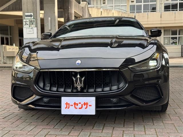 MASERATI GHIBLI Sedan
