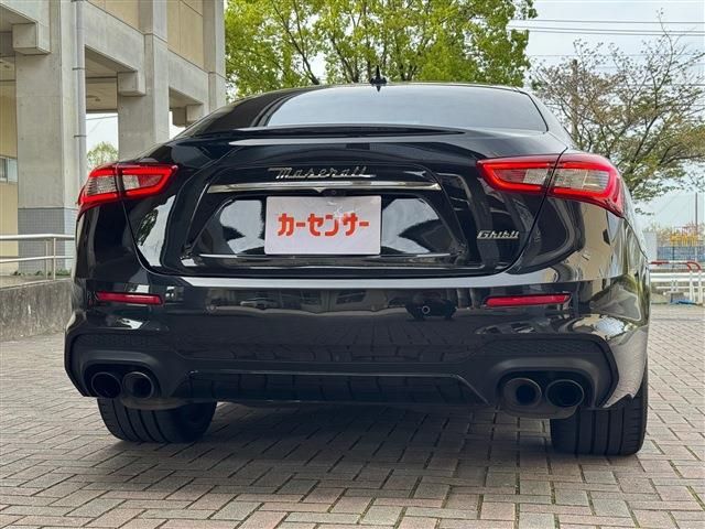 MASERATI GHIBLI Sedan