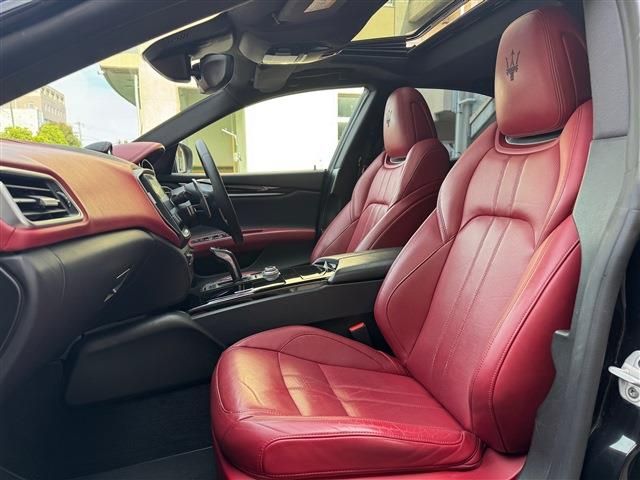 MASERATI GHIBLI Sedan