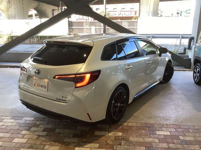 COROLLA TOURING HYBRID