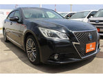 CROWN sedan hybrid