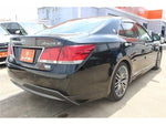CROWN sedan hybrid