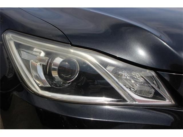 CROWN sedan hybrid