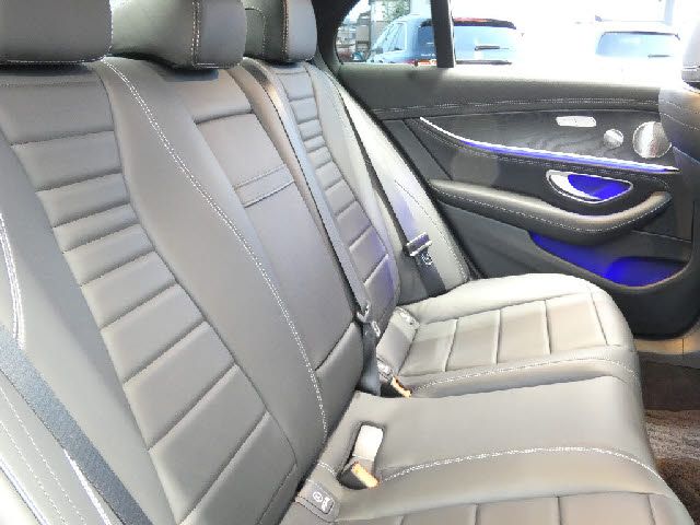 MERCEDES BENZ E class sedan