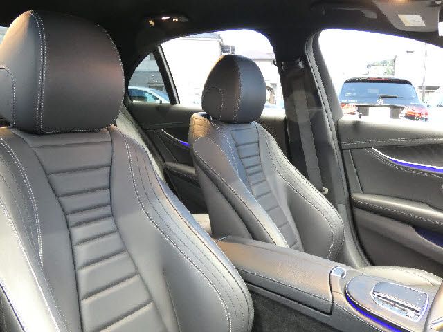 MERCEDES BENZ E class sedan
