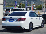 CROWN sedan hybrid
