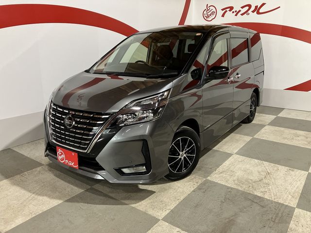 SERENA S-HYBRID 4WD