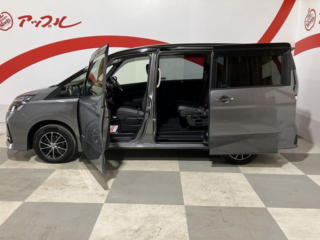 SERENA S-HYBRID 4WD