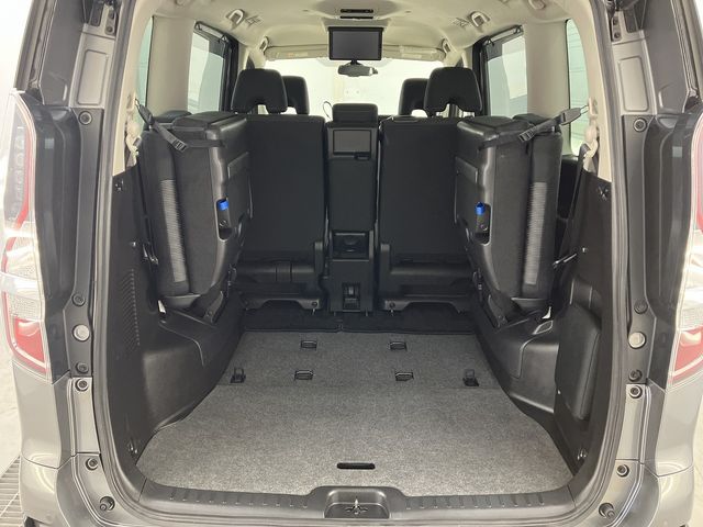 SERENA S-HYBRID 4WD