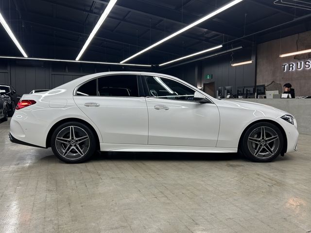 MERCEDES BENZ C class sedan