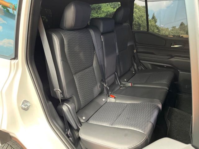 LANDCRUISER 250