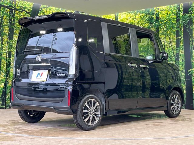 N-BOX CUSTOM