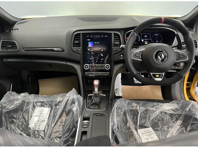 RENAULT MEGANE hatchback