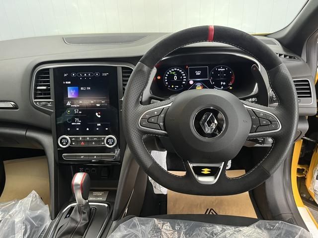 RENAULT MEGANE hatchback