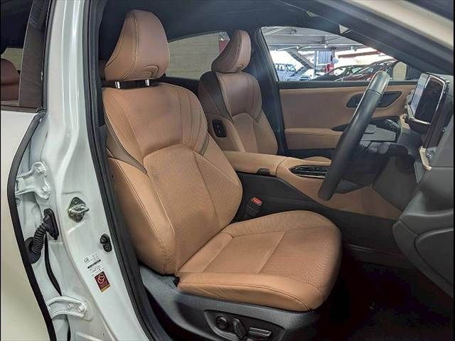 CROWN SPORT