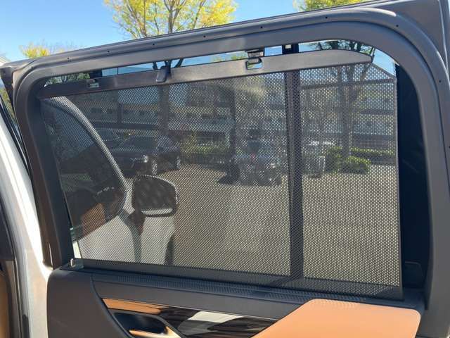 LEXUS LX600