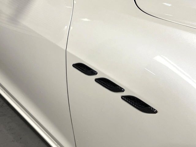 MASERATI GHIBLI Sedan