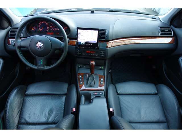 ALPINA B3 limousine