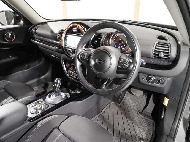 MINI COOPER S CLUBMAN