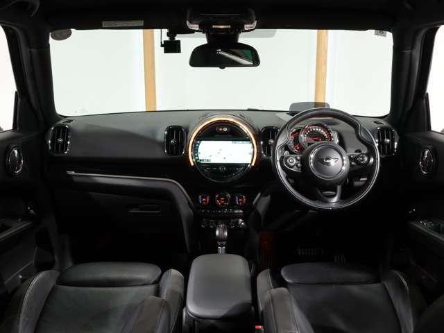 BMW MINI CROSSOVER