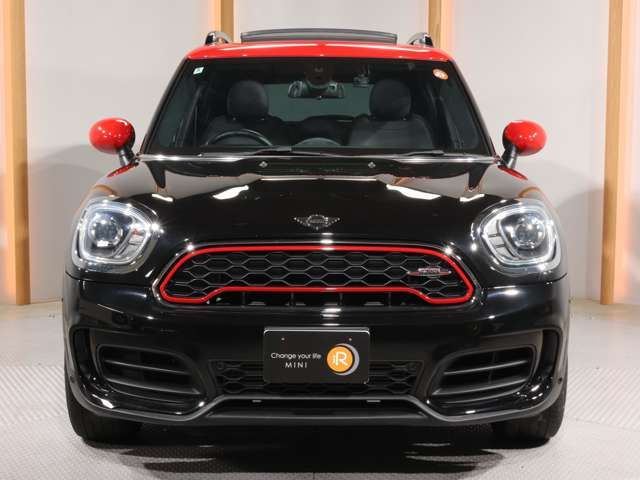 BMW MINI CROSSOVER